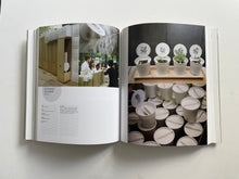 Simply Packaging: To capture the ever-evolving art of packaging design (Gingko press)