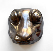 Frog mask 1 | Barbara Breitenfellner